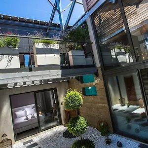 Bed & Breakfast Be Loft Pool &, Avignon